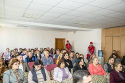 Местных производителей необходимо поддерживать, защищать и поощрять. Они обеспечивают рабочие места, зарплаты, платят пошлины и налоги, а некоторые прославляют нас в мире качественной продукцией.